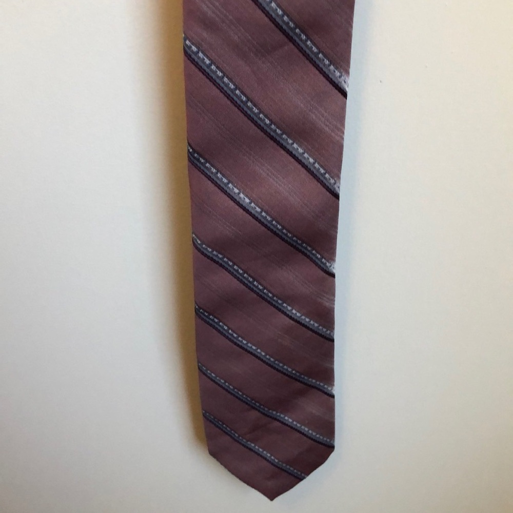 Tie - Picture 2 of 2